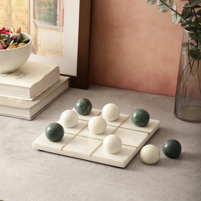 White Marble Tic Tac Toe Game Set - NikkisPride