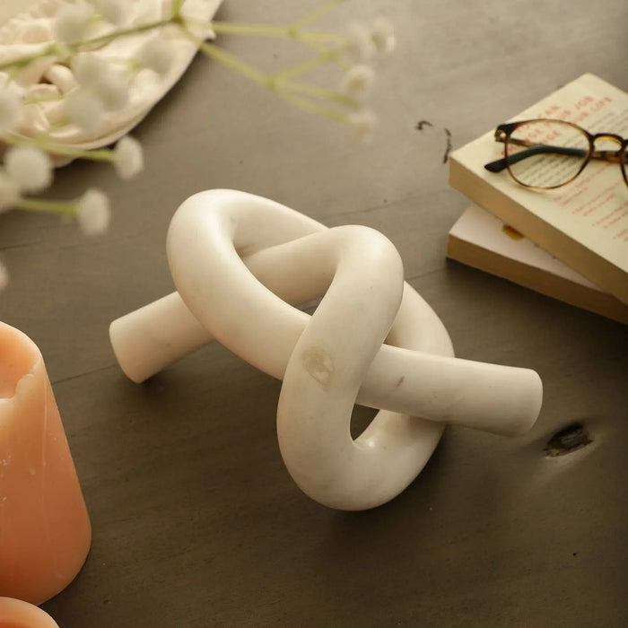 Marbke Ruban Sclupture - NikkisPride
